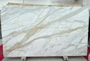 MARMORE CALACATTA GOLD