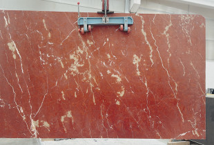 MARMORE ROJO ALICANTE