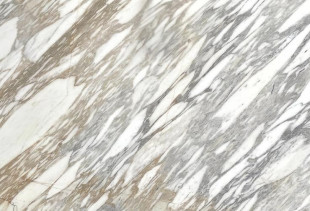 MARMORE CORQUIA GOLD