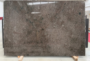 GRANITO LABRADOR ANTIQUE